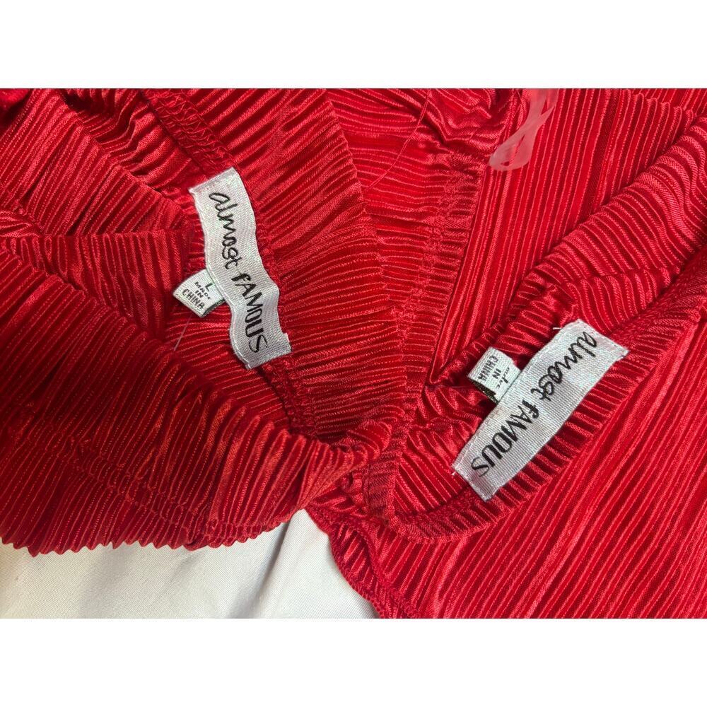 Almost Famous Red Pleated 2-Piece Set SZ L - Picture 5 of 5